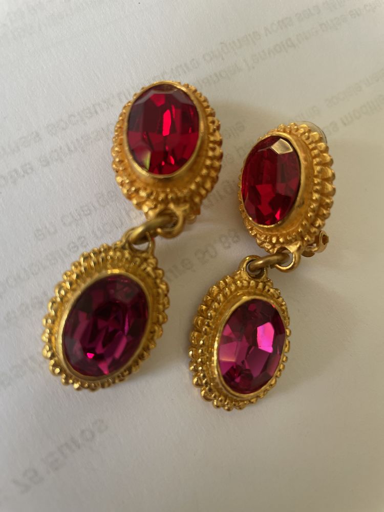 BO Clip pendante ovale perl�e Dor�e /strass Rouge/Fuchsia 65 Vigneux-sur-Seine (91)
