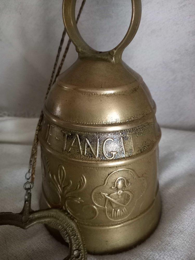 cloche d'entr�e ancienne en laiton 90 Ceffonds (52)