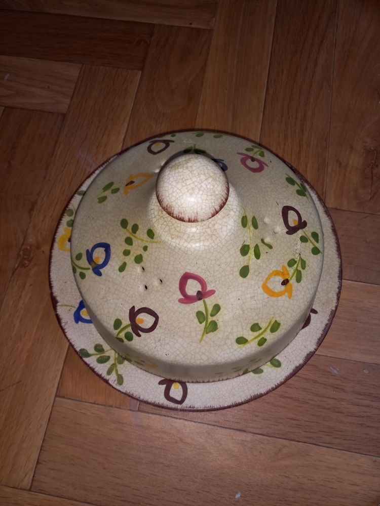 cloche � fromage ou autre 15 Arth�s (81)