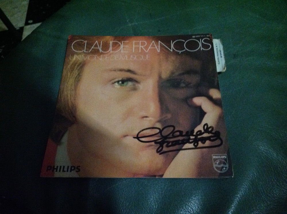 Un 45T de Cloclo d�dicac�. 250 Th�lus (62)