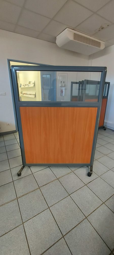 Lot de 5 cloisons de bureau vitr�es 150 Ollioules (83)