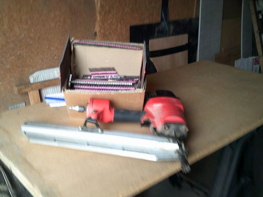 Cloueur pneumatique 50 Saint-Vincent (43)