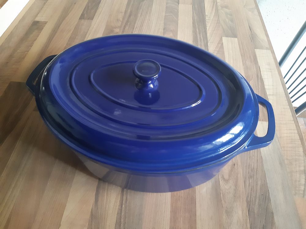 Cocotte fonte d'acier 8l 42 Vesoul (70)