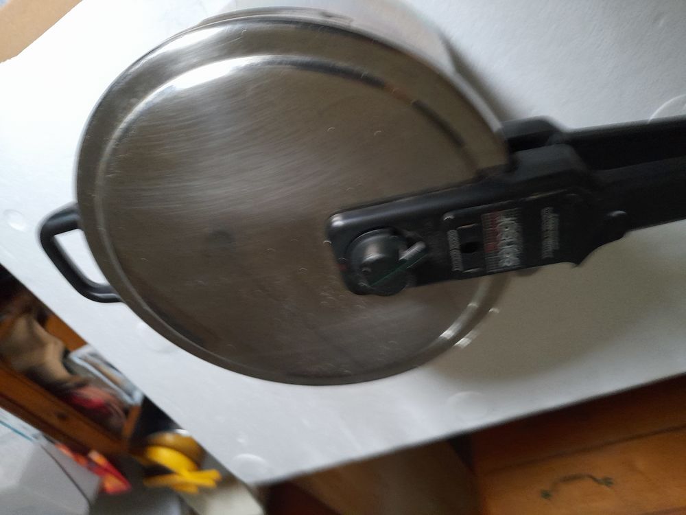  cocotte minute SEB 6l en inox 20 Voreppe (38)