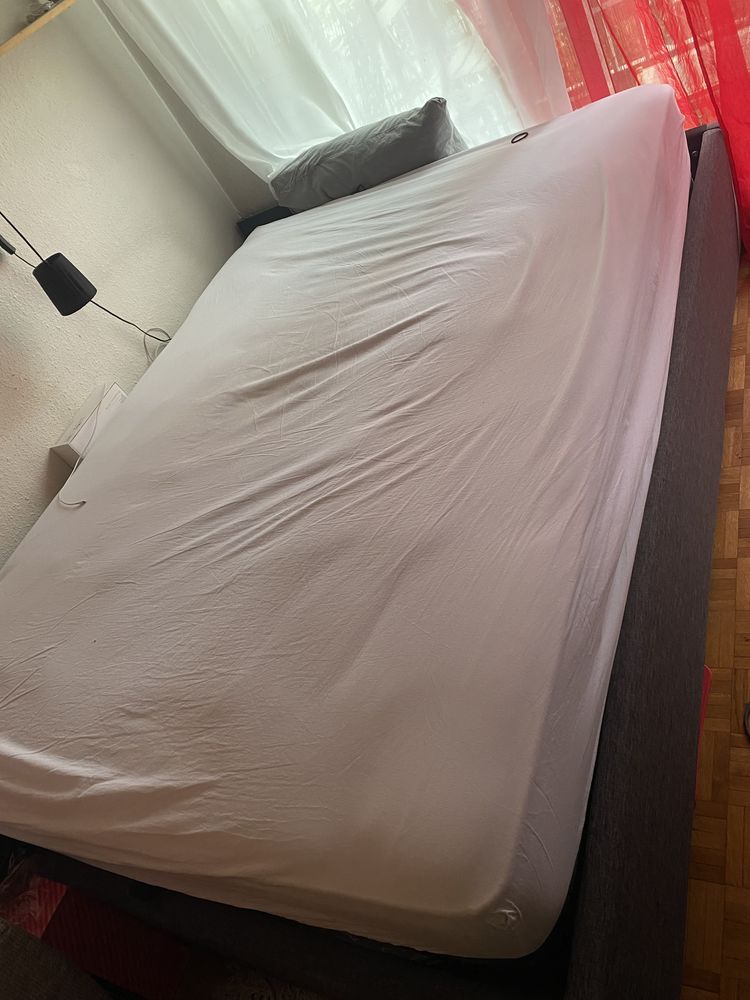 Lit coffre 140x190 350 Paris 11 (75)