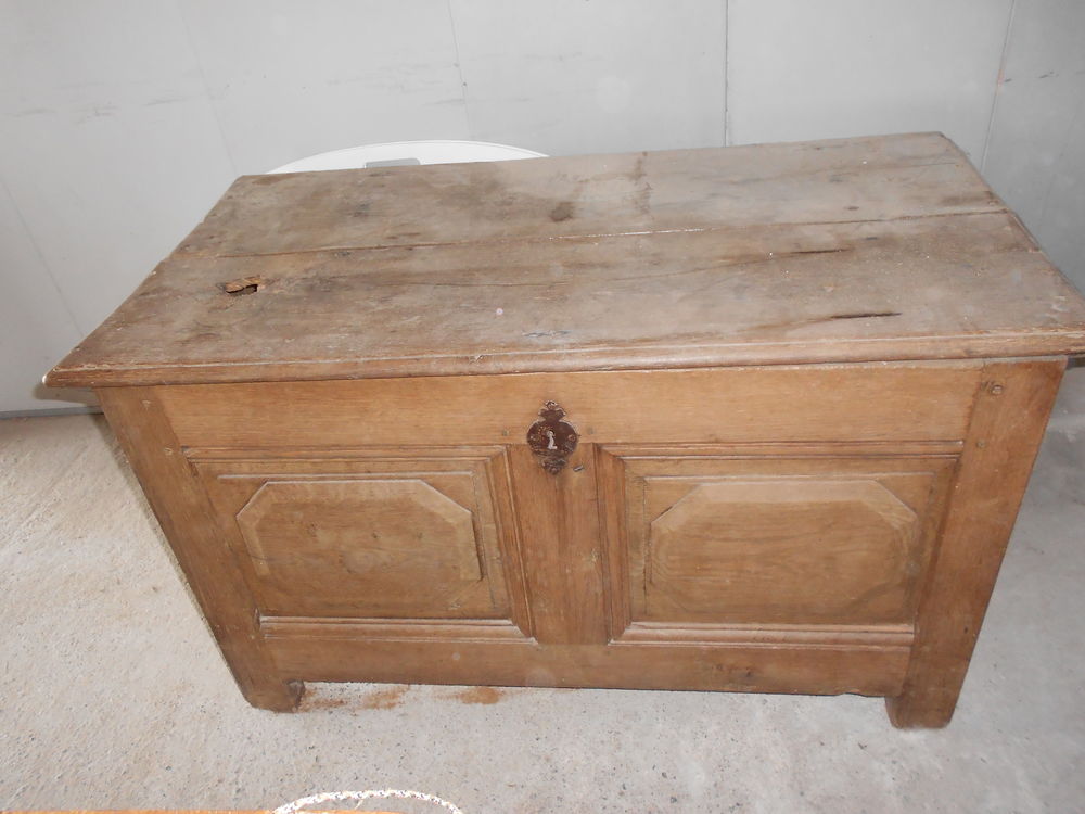 coffre en bois 40 Beaufou (85)