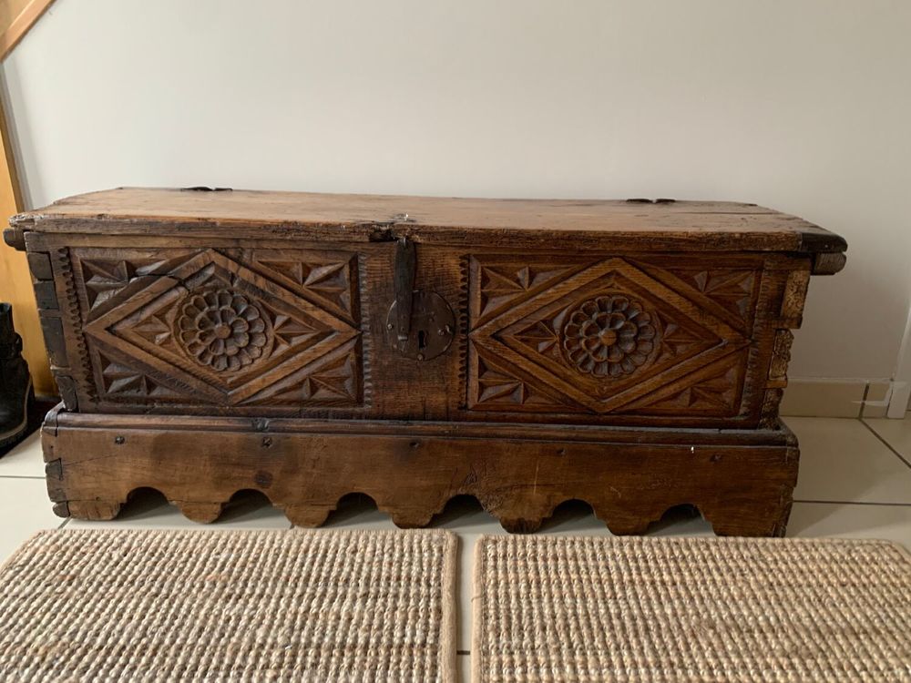 coffre en bois 0 Nogent-le-Roi (28)