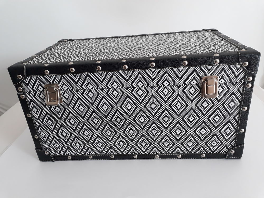 Coffre d�co 10 Magny-les-Hameaux (78)