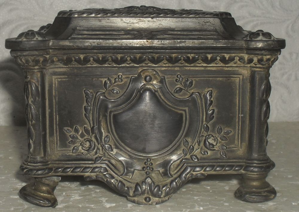  Coffret ancien en m�tal argent� 864g. 35 Montreuil (93)