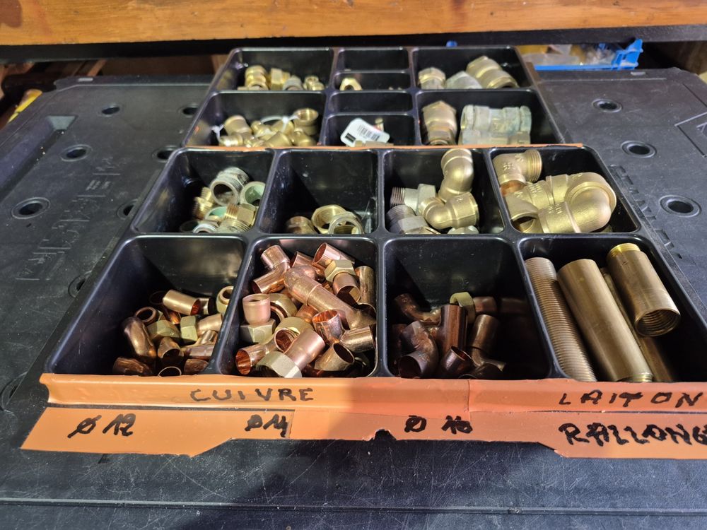 Coffret Berner 2 �tages de raccords de plomberie 120 Mimizan (40)