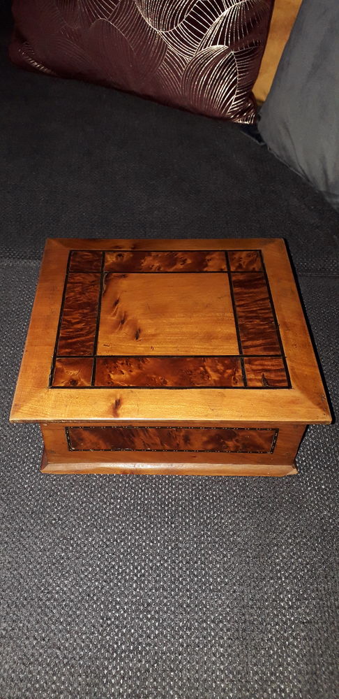 Coffret � bijoux en bois de marqueterie ancienne 45 Marseille 15 (13)