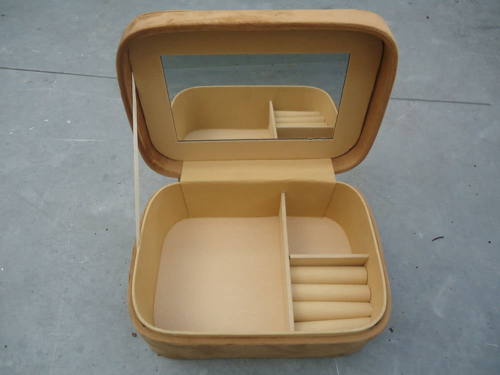 COFFRET A BIJOUX 6 Portiragnes (34)