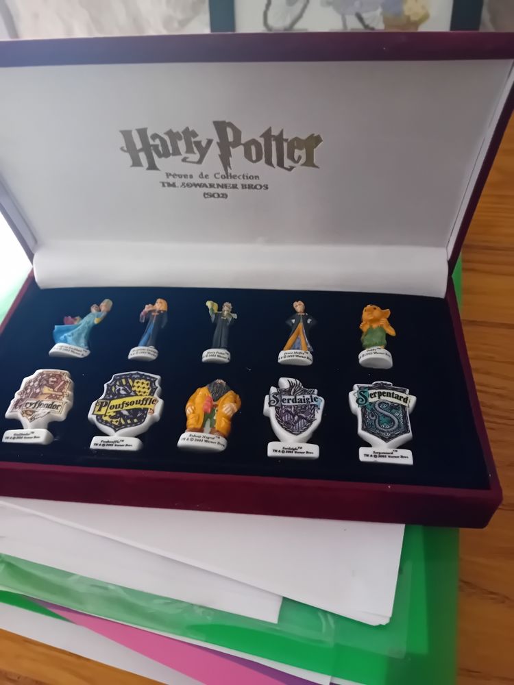 coffret de  feves  harrry Potter de 2003 50 Saint-Cyr-les-Vignes (42)