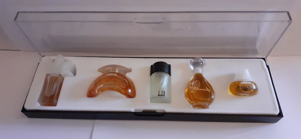 Coffret flacons collection 8 Paris 18 (75)