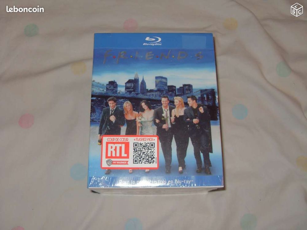 BLU RAY - Coffret Friends 50 Bondy (93)