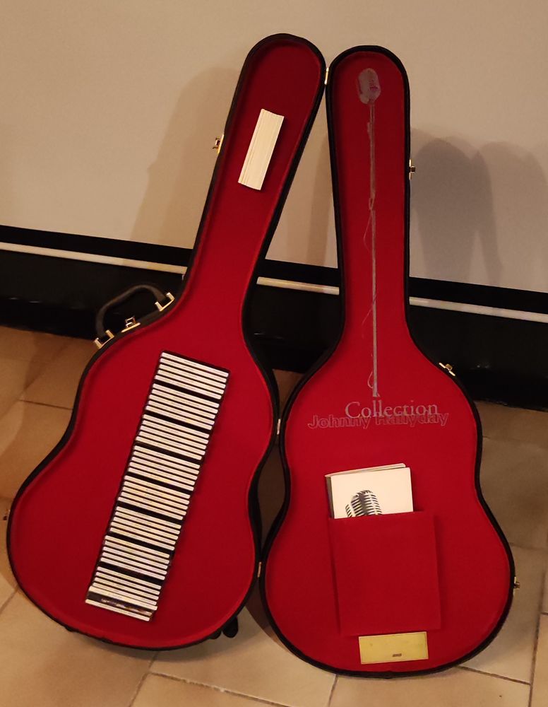 Coffret Guitare Collection Johnny Hallyday 950 Le Val-de-Guéblange (57)