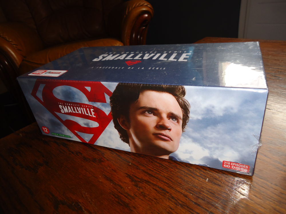 coffret integrale de la serie smallville 65 Warluzel (62)