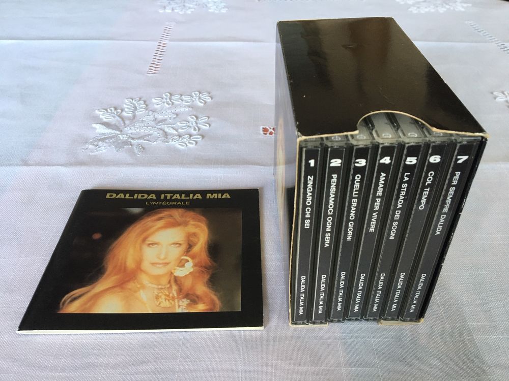 COFFRET 7 CD et LIVRET DALIDA ITALIA MIA 1ère Edition 1991 260 Avon (77)