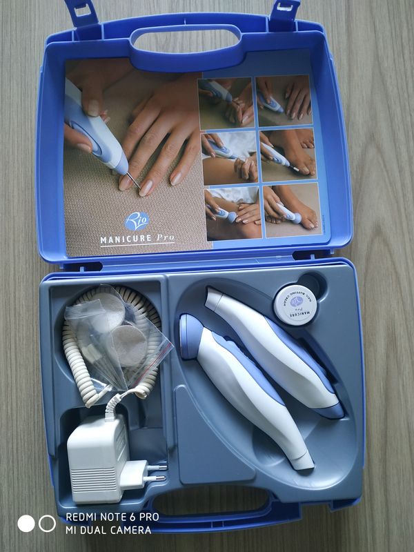 Coffret manucure Pro Rio mains et pieds 15 Beauchamp (95)