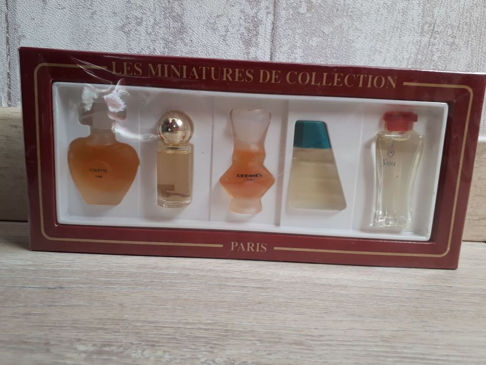 Coffret de miniatures de parfum / MD1169 25 Pontault-Combault (77)