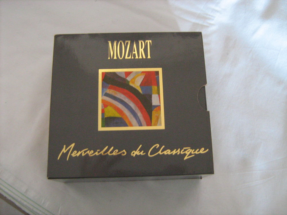 Coffret 5 CD Mozart + livrets 15 Cannes (06)