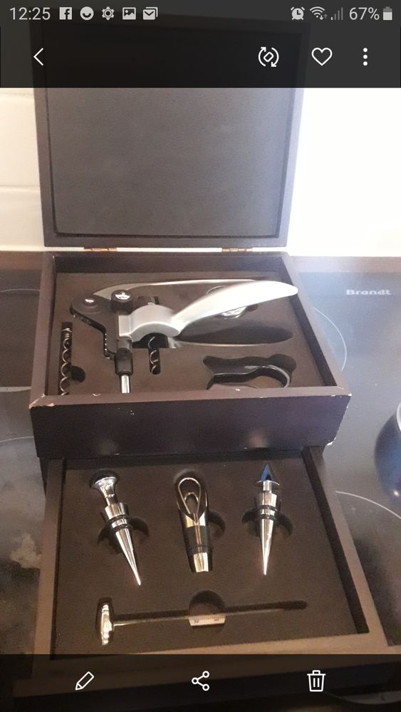 Coffret ?nologie 25 Plo�rmel (56)