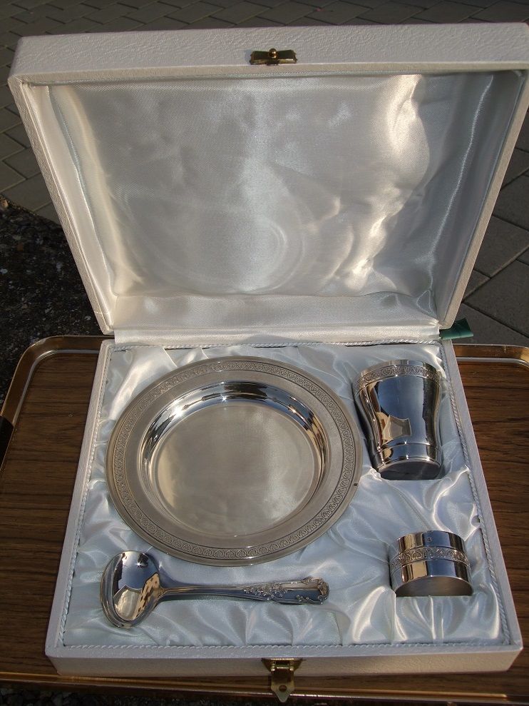 Coffret pour b�b� 50 Friesenheim (67)