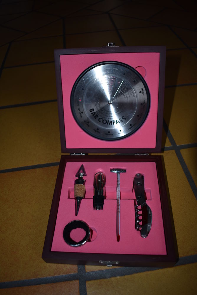 Coffret de sommelier 
5 Bonny-sur-Loire (45)