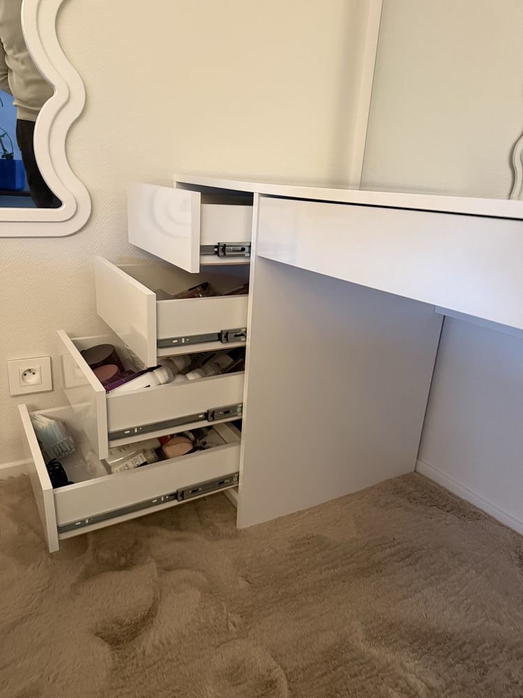 Coiffeuse avec miroir 420 Saint-�loy-les-Mines (63)