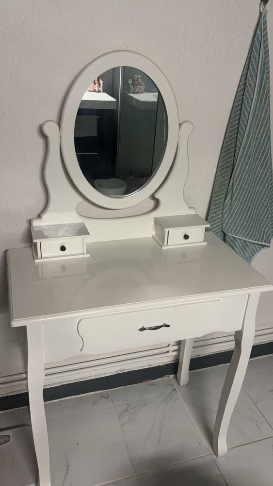 Coiffeuse avec tabouret 20 Pau (64)