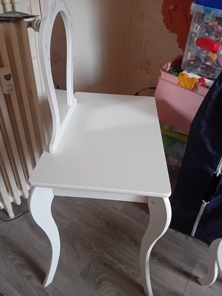 Coiffeuse fille 40 Saint-Dizier (52)