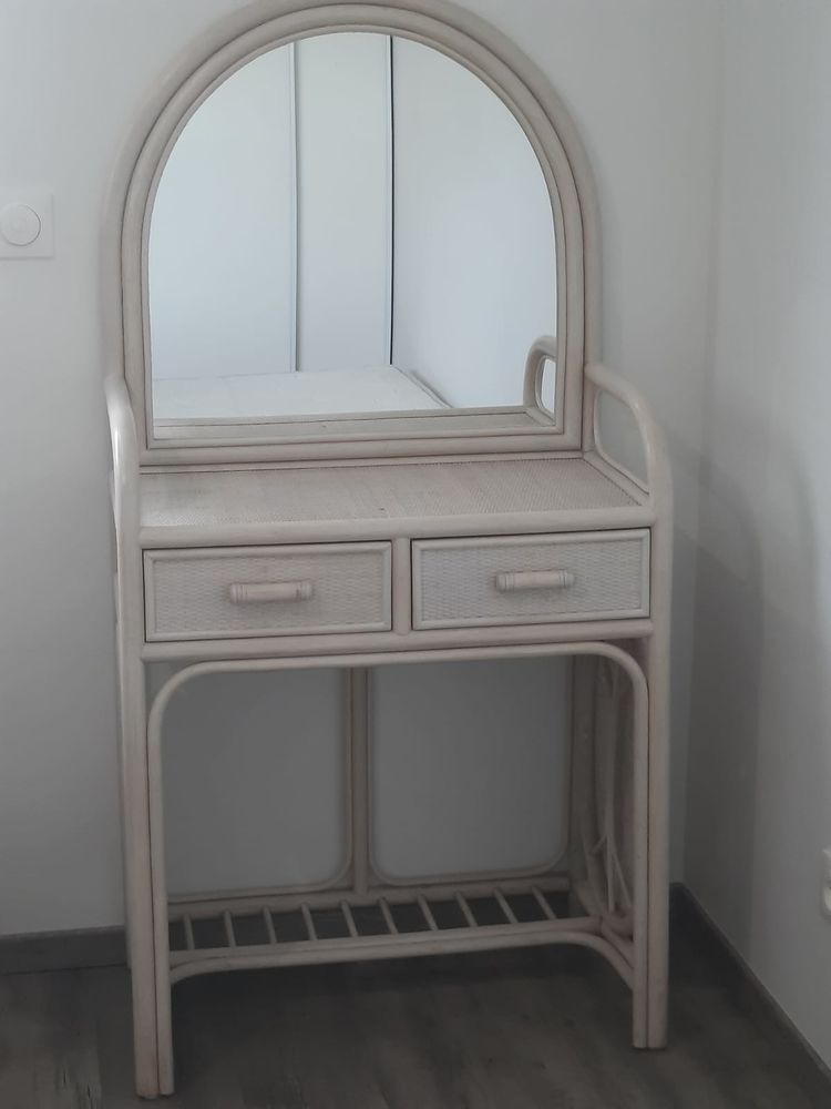 Coiffeuse + tabouret en osier 200 Saint-L� (50)