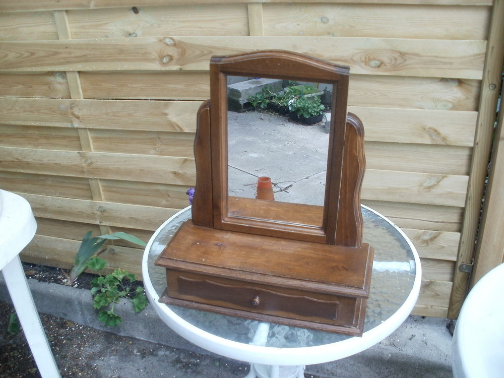 COIFFEUSE 50 Saint-Doulchard (18)