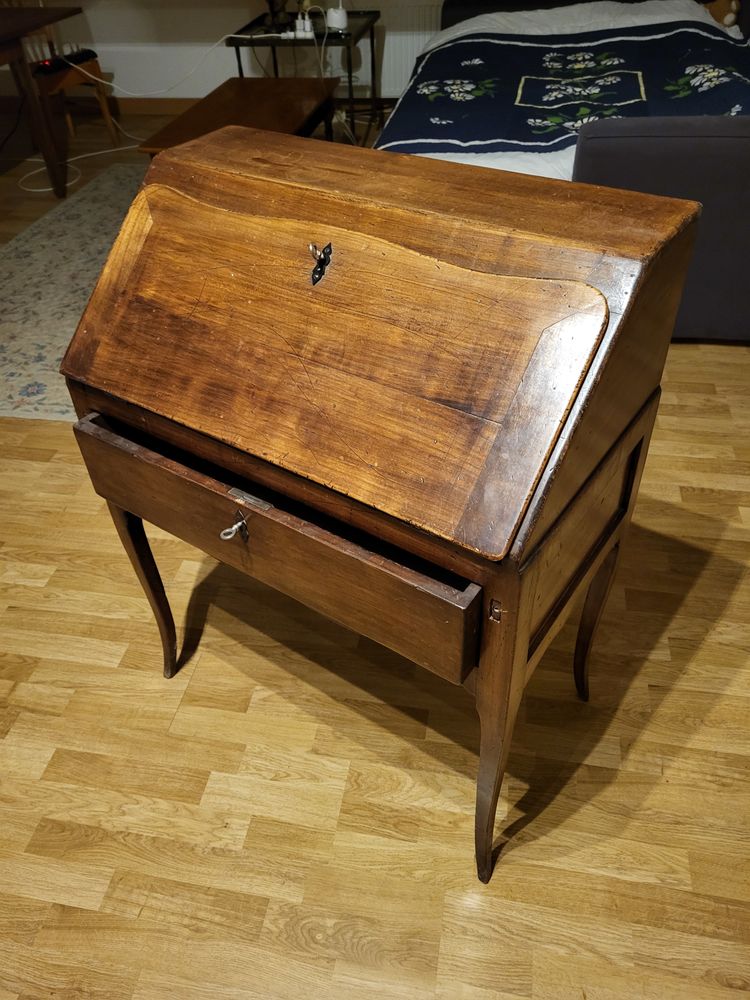 Coiffeuse 180 Pouilly-en-Auxois (21)