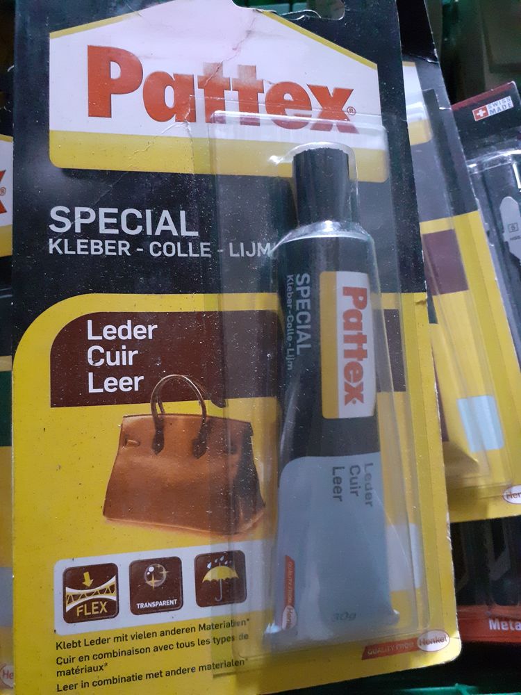 Colle patex  cuir, tissu, polystyr�ne 4 Lens (62)