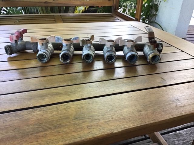 collecteur laiton multi vannes 24 La R�union (97)