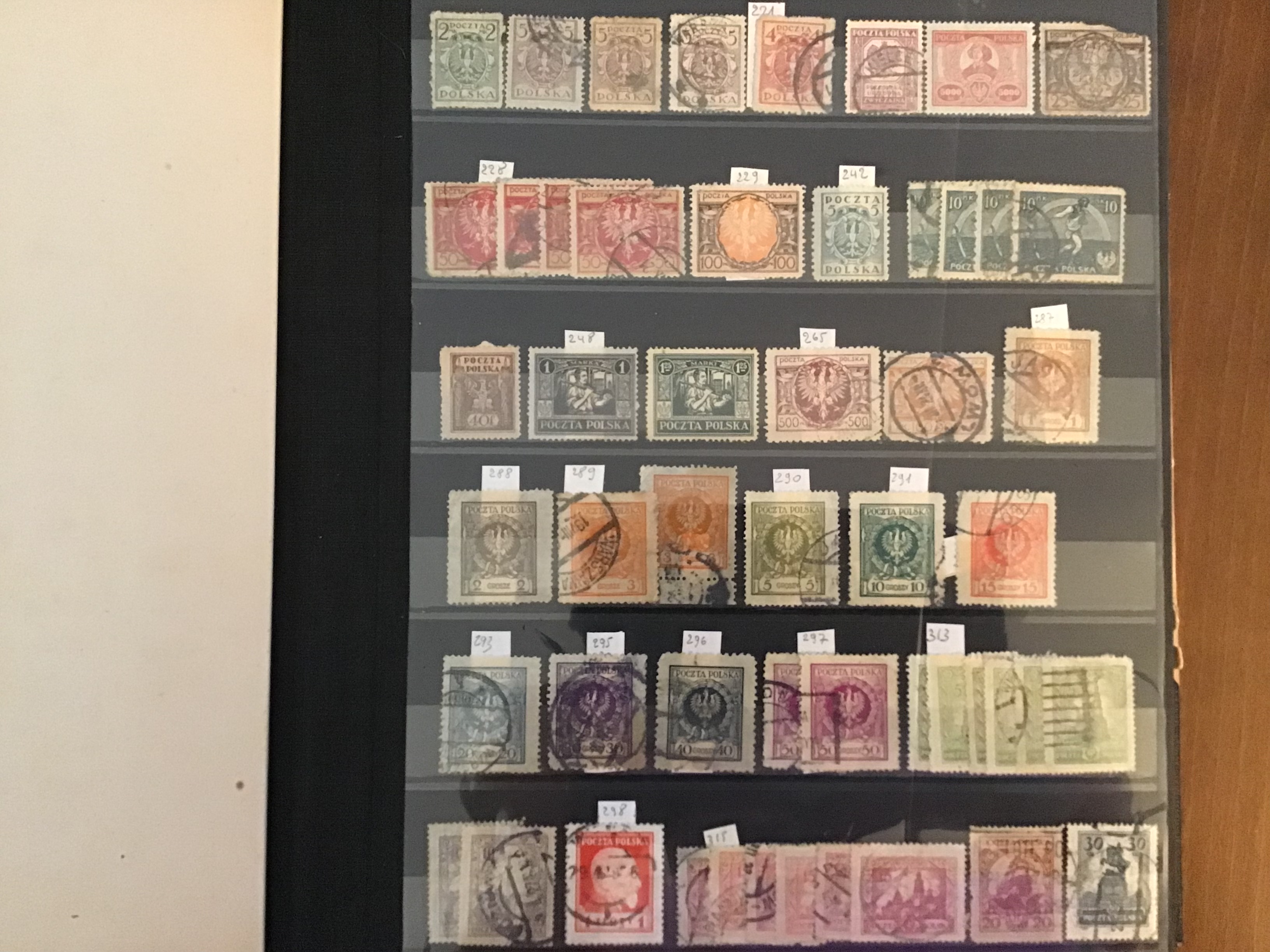 COLLECTION +1250 TIMBRES OBLITERES - NEUFS et BLOCS POLOGNE 45 Andernos-les-Bains (33)