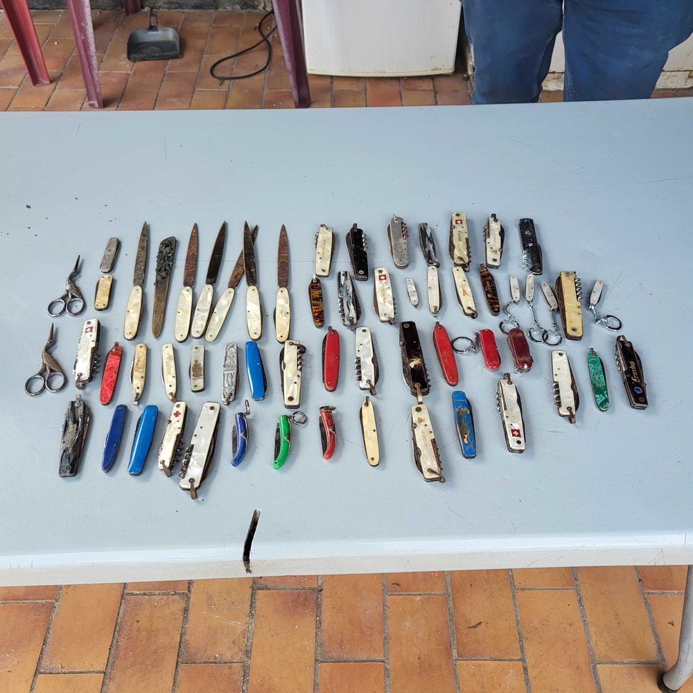 collection de canif ancien 1 La Farl�de (83)