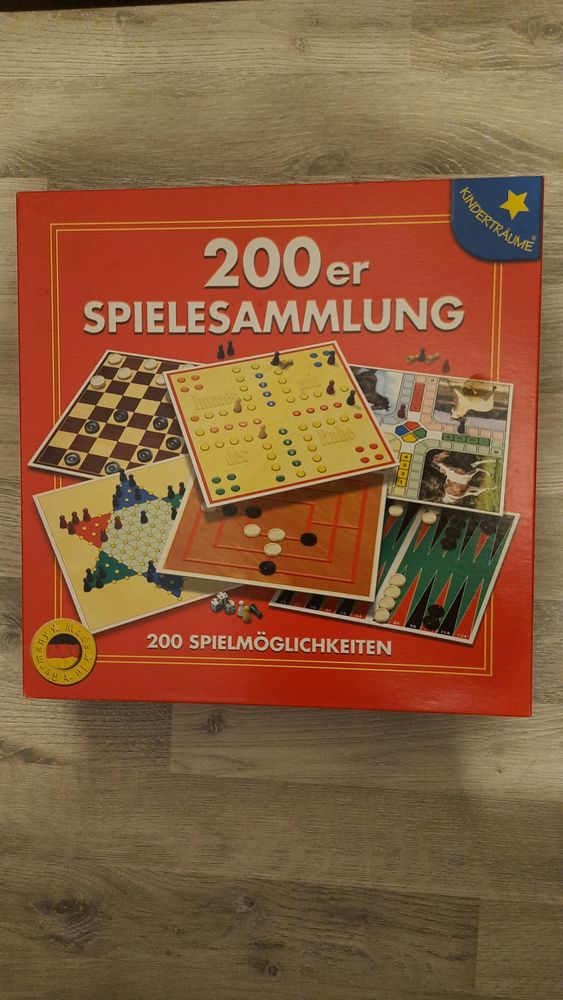 Collection de jeux avec 200 jeux de soci�t� 10 Marlenheim (67)