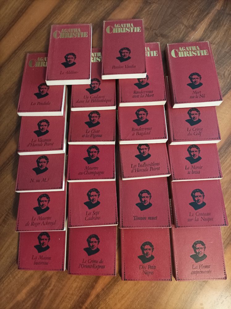 Collection livres Agatha Christie. 45 Valbonne (06)