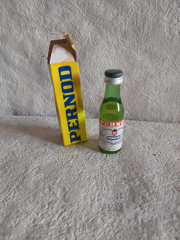 collection mignonnette pernod 13 Lyon 8 (69)