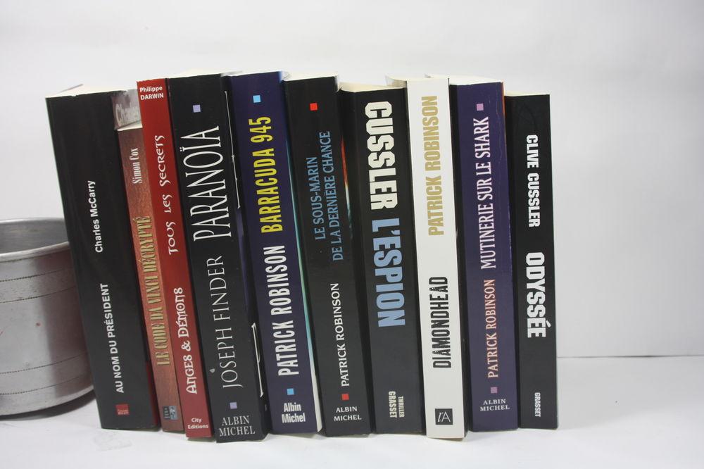 Collection   Patrick Robinson 
1 Li�vin (62)