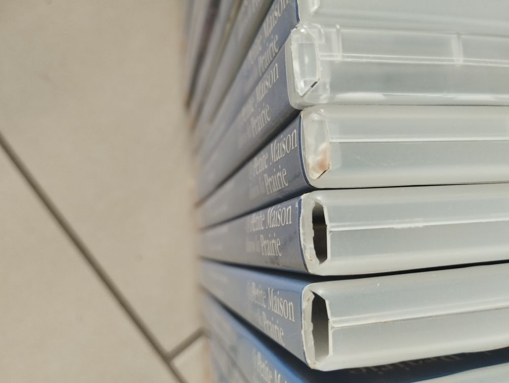 Collection 52 DVD de la petite maison dans la prairie 110 Saint-Pierre-de-Cerni�res (27)