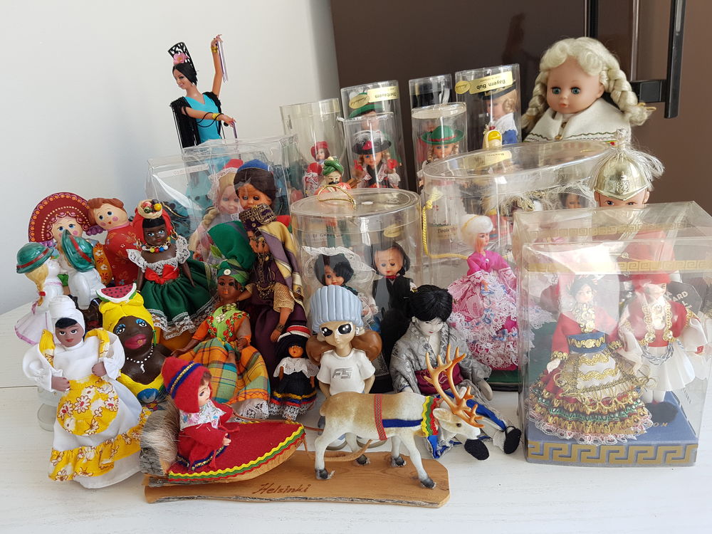 Collection de poup�es faites � la main 500 Cr�teil (94)