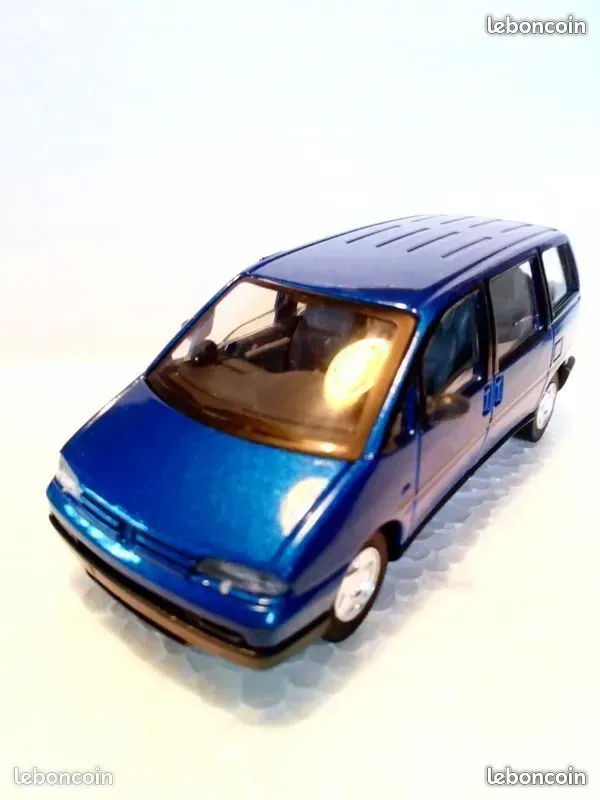 COLLECTION SOLIDO 1/43 SANS BOITE LOT N*1 10 Valleiry (74)