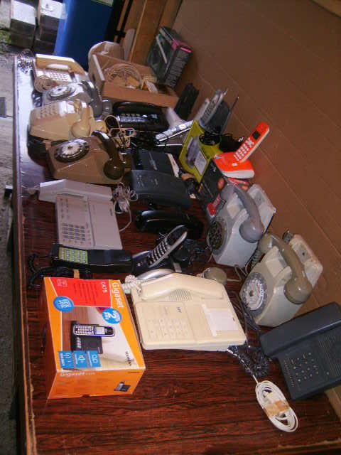 Collection de T�l�phones, modem, r�pondeurs-enregistreurs 155 Wolxheim (67)