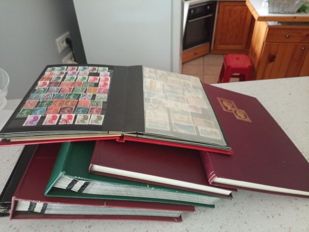 collection de timbres postaux francais et etranger 0 Terrasson-Lavilledieu (24)