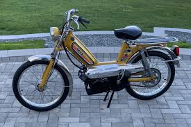 Collectionneur rach�te cyclomoteur ancien 200 Albi (81)