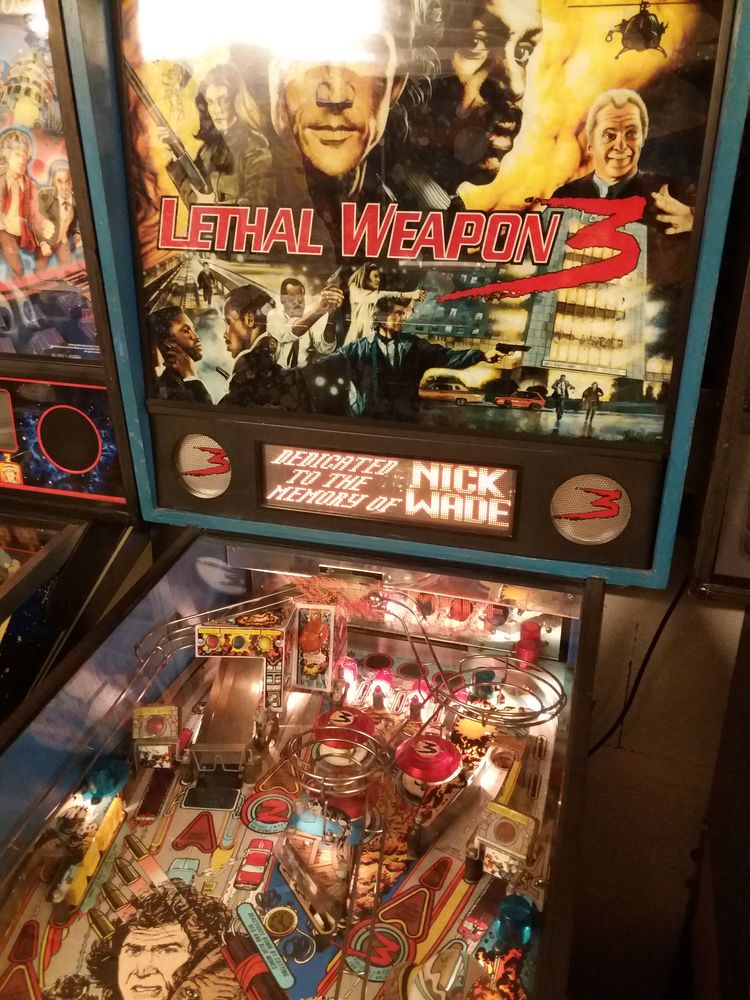 Collectionneur des sables d'Olonne recherche flipper de bar. 300 Les Sables-d'Olonne (85)