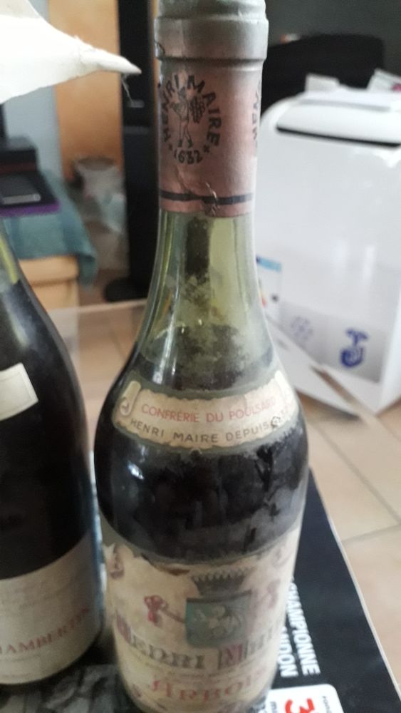 collectionneur  de vieux vins 0 Meulan (78)